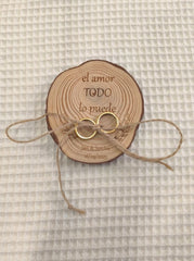 Llesca porta anillos de madera