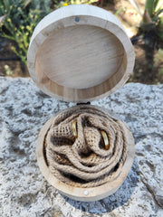 Cajita porta anillos de madera